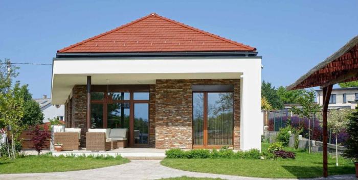 Fa ny&iacute;l&aacute;sz&aacute;r&oacute;k, furn&eacute;rozott belt&eacute;ri ajt&oacute;k a Gortva &Eacute;p&iacute;t&eacute;sz St&uacute;di&oacute; tervez&eacute;s&eacute;ben